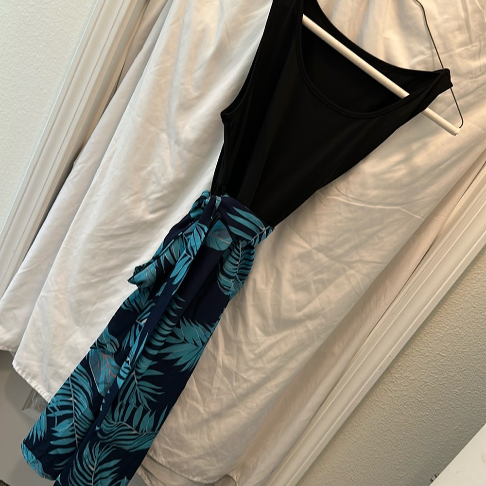 Simple short sleeve sun dress